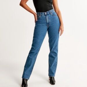 NWT Abercrombie & Fitch Ultra High Rise 90s Straight Jean